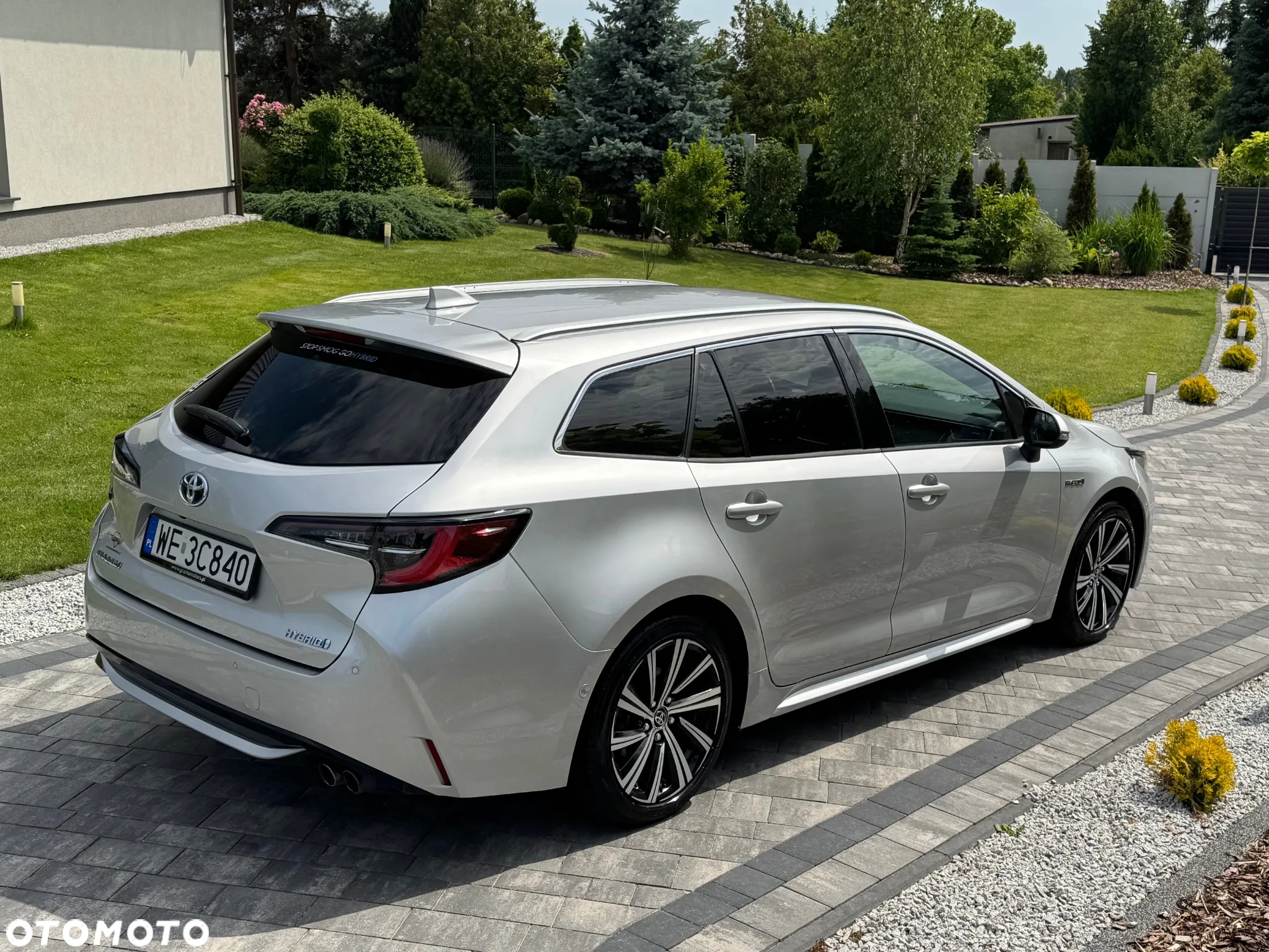 Toyota Corolla 2.0 Hybrid Comfort - 17