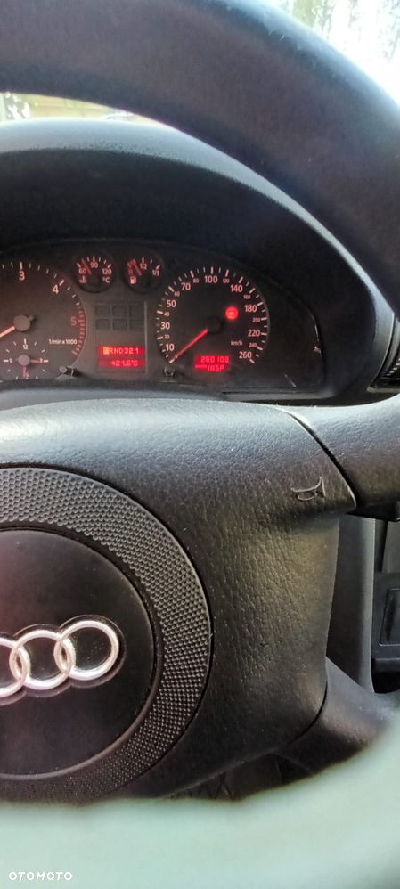 Audi A4 Avant - 4