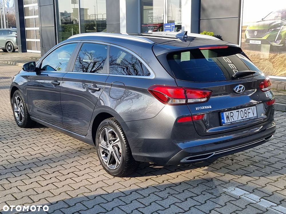 Hyundai i30 1.5 T-GDI 48V Smart - 11