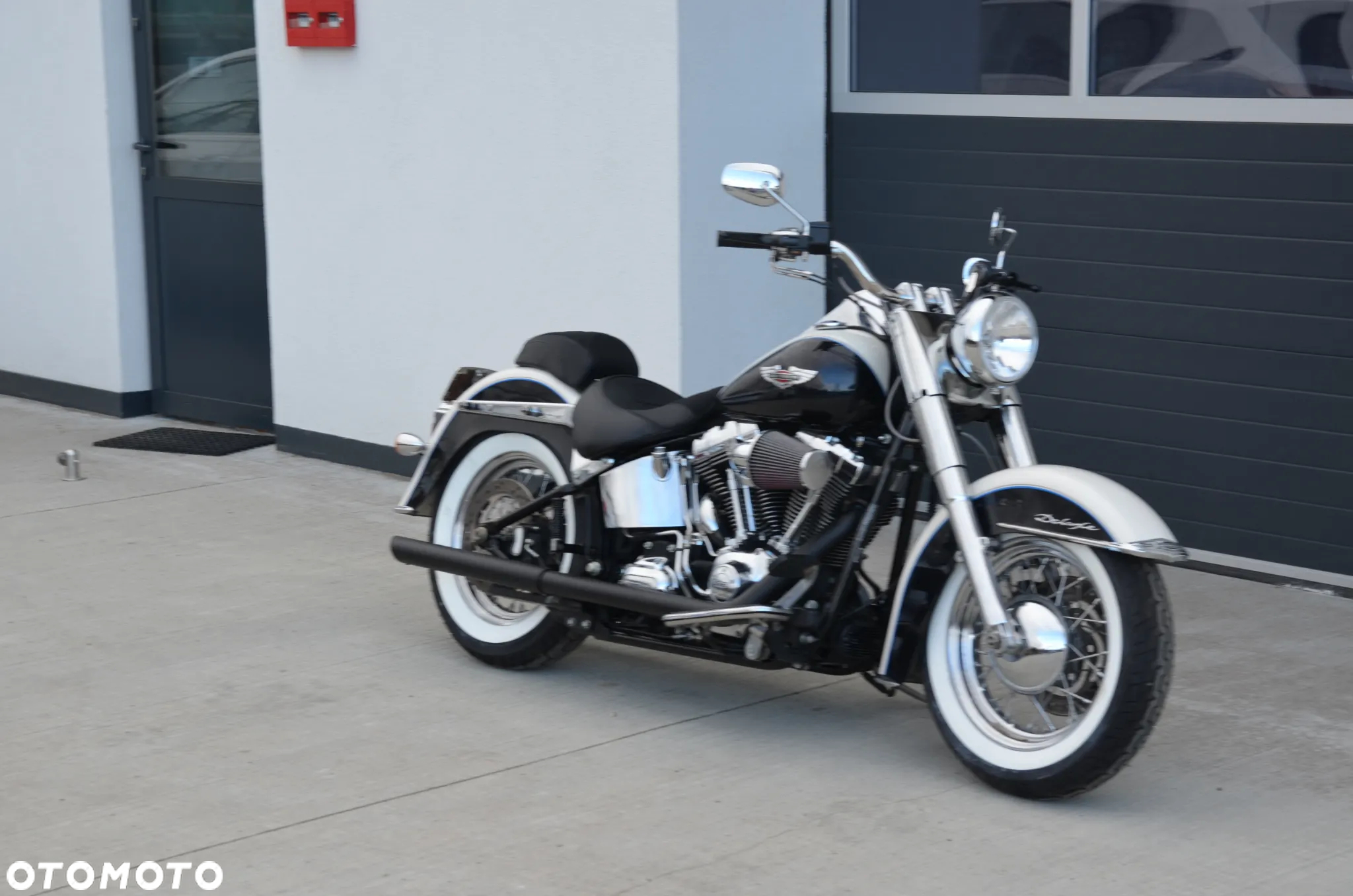 Harley-Davidson Softail Deluxe - 14