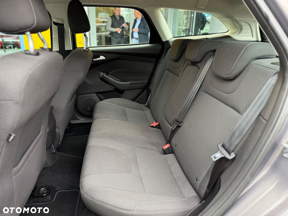 Ford Focus 1.6 EcoBoost Titanium - 13