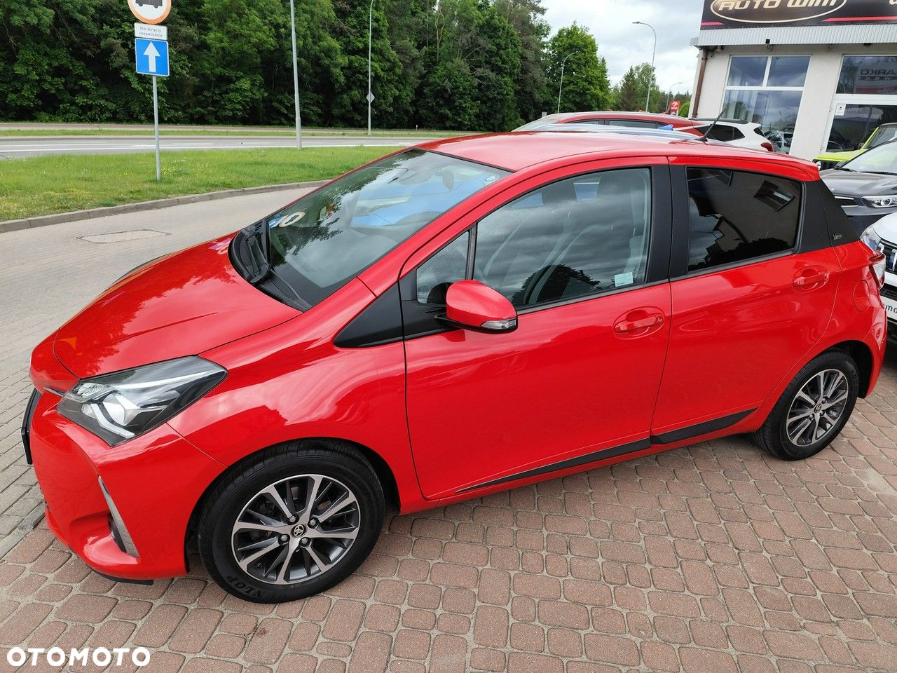 Toyota Yaris - 7