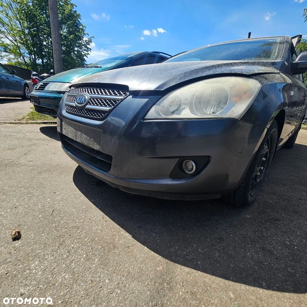 Kia Ceed (2007r) 2,0 D 103 kW / 140 KM (kod lak: 5K) - na części - 10