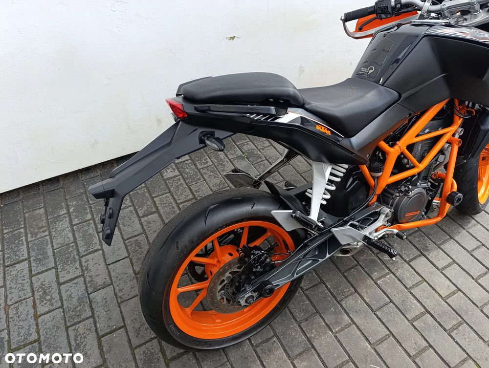 KTM Duke - 21