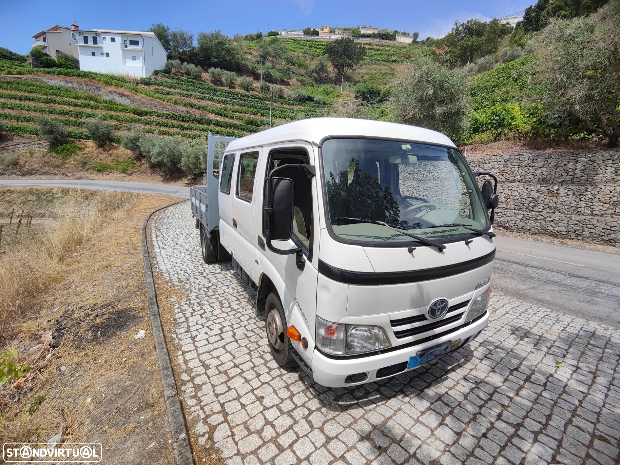 Toyota Dyna 3.0 D4d Diesel CT RD 9 lugares 109 cv / 80 kW 2009 1KD-FTV - 2