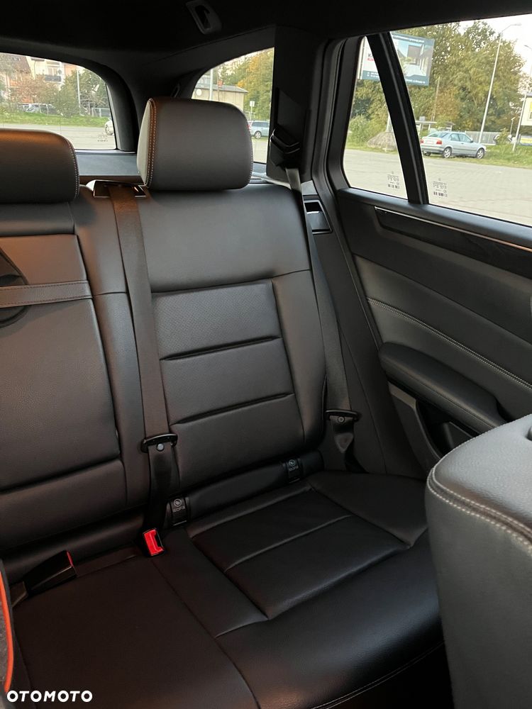 Mercedes-Benz Klasa E 300 BlueTEC 7G-TRONIC - 16