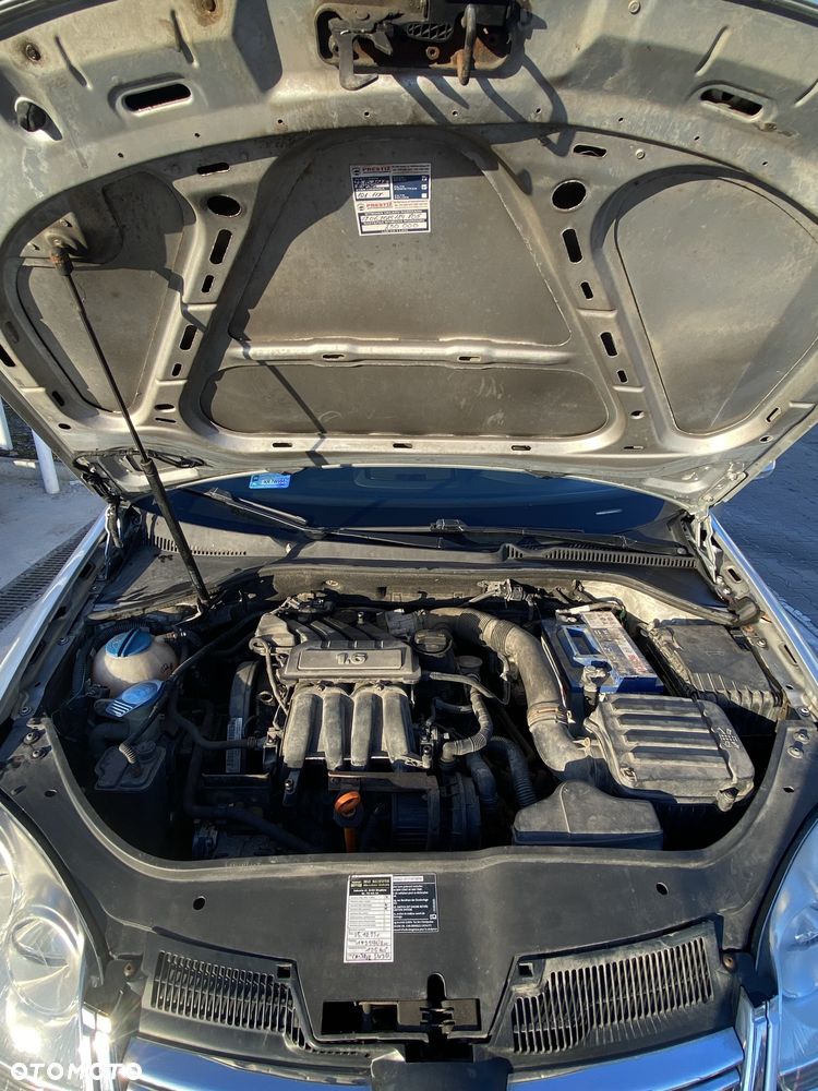 Volkswagen Jetta - 7