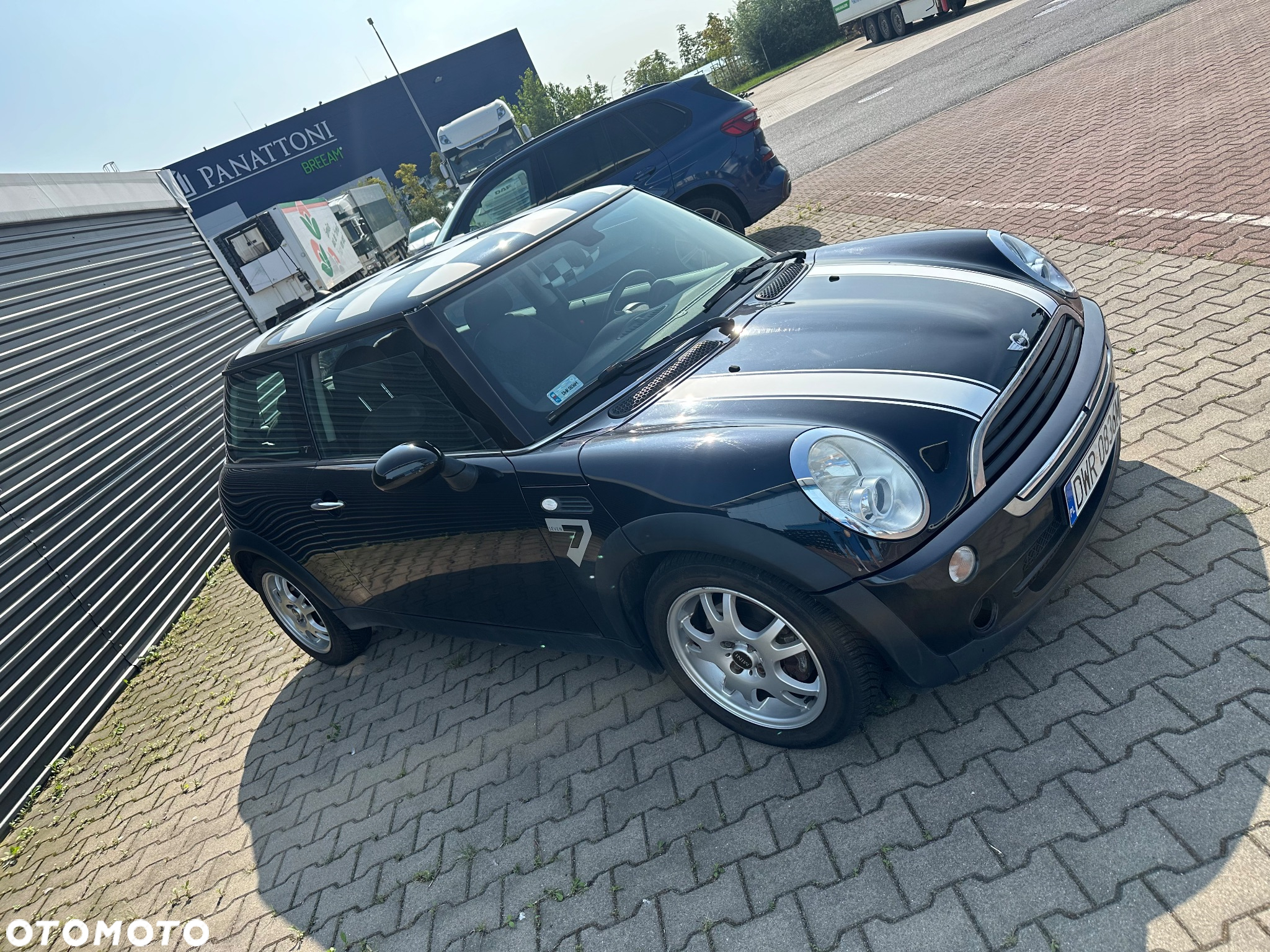 MINI Cooper Seven - 6