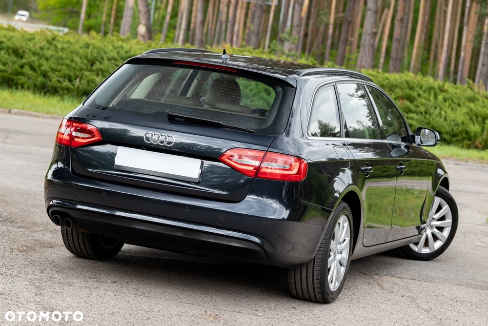 Audi A4 Avant 2.0 TDI DPF multitronic Attraction - 9