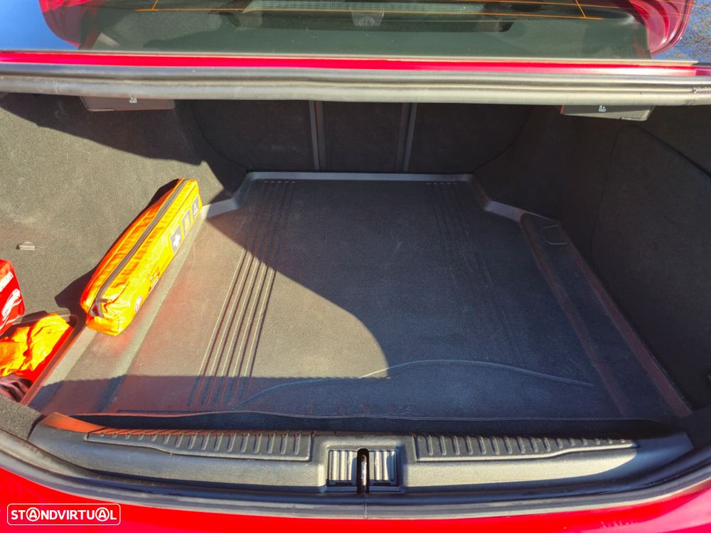 Alfa Romeo Giulia - 14