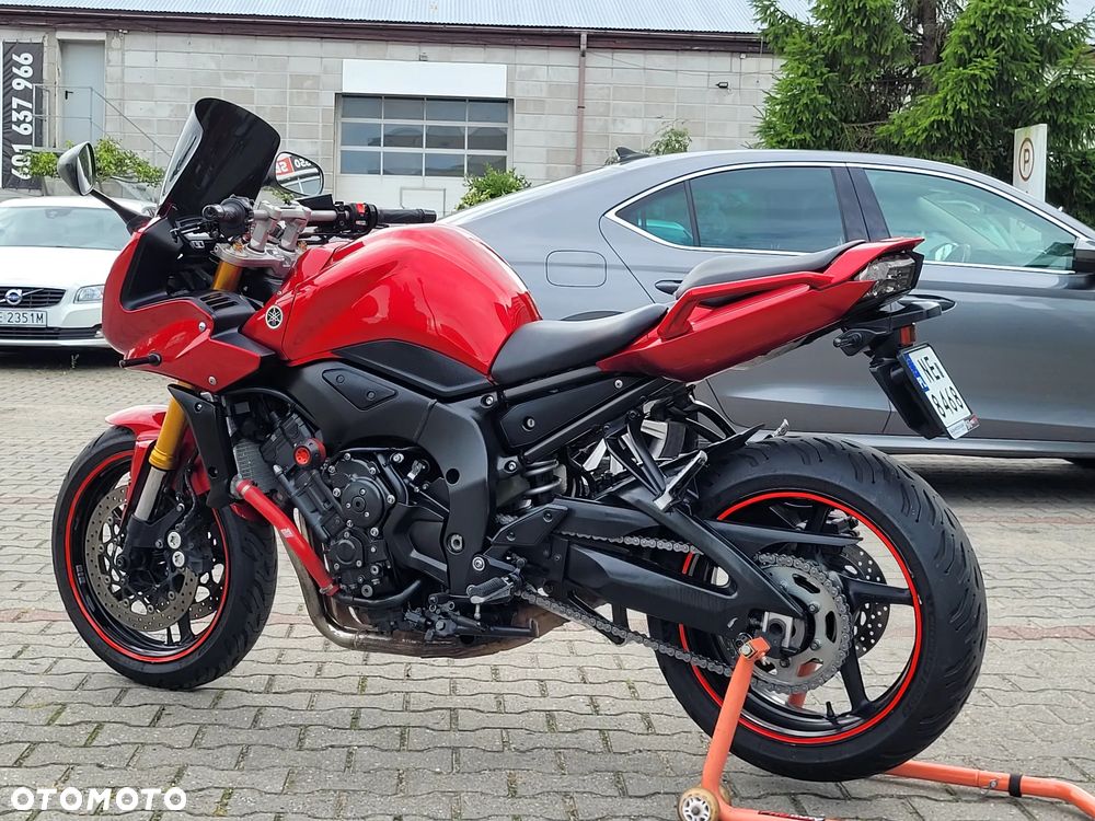 Yamaha FZ - 8