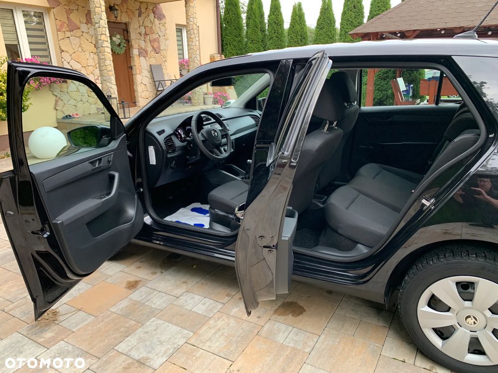 Skoda Fabia 1.0 Style - 12