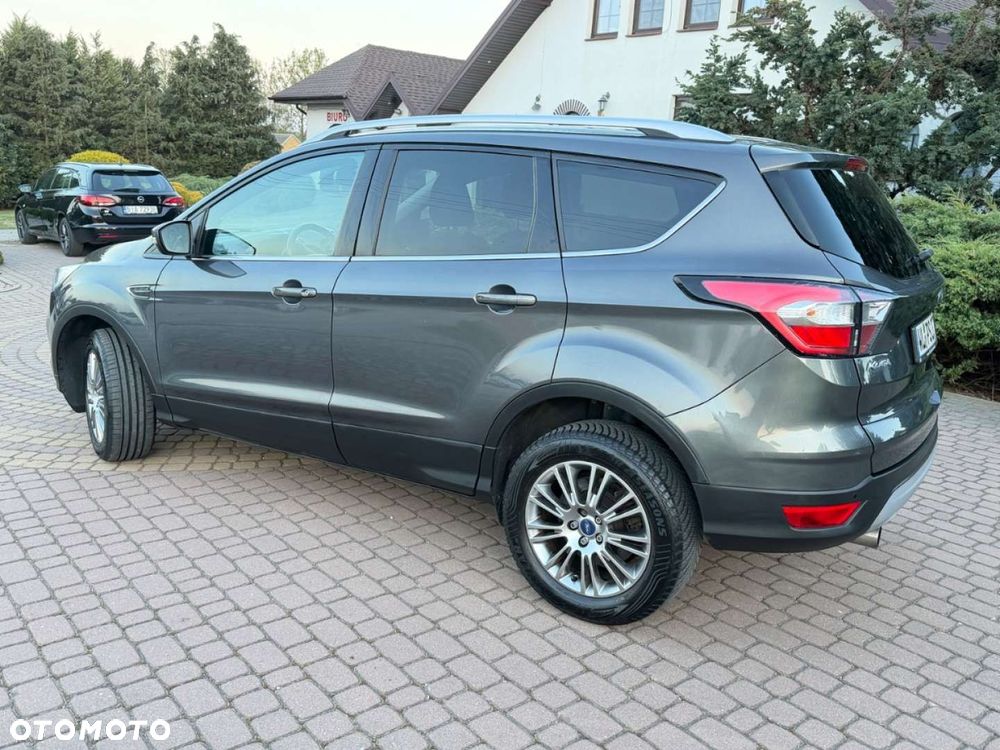 Ford Kuga - 11