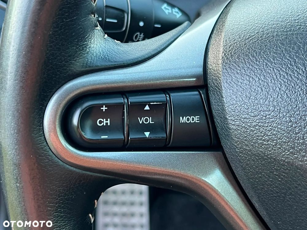 Honda Civic 1.4 i-VTEC Sport - 28