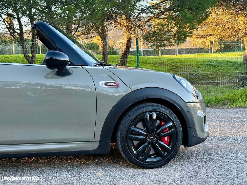 MINI Cabrio John Cooper Works Auto Desportiva - 26