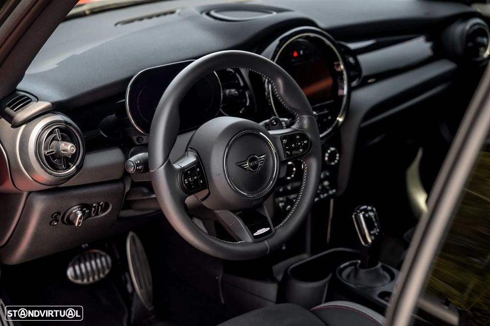 MINI 3 Portas John Cooper Works Plus Auto Desportiva - 19