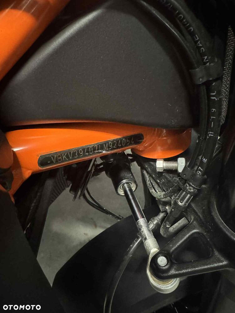 KTM Super Duke - 10
