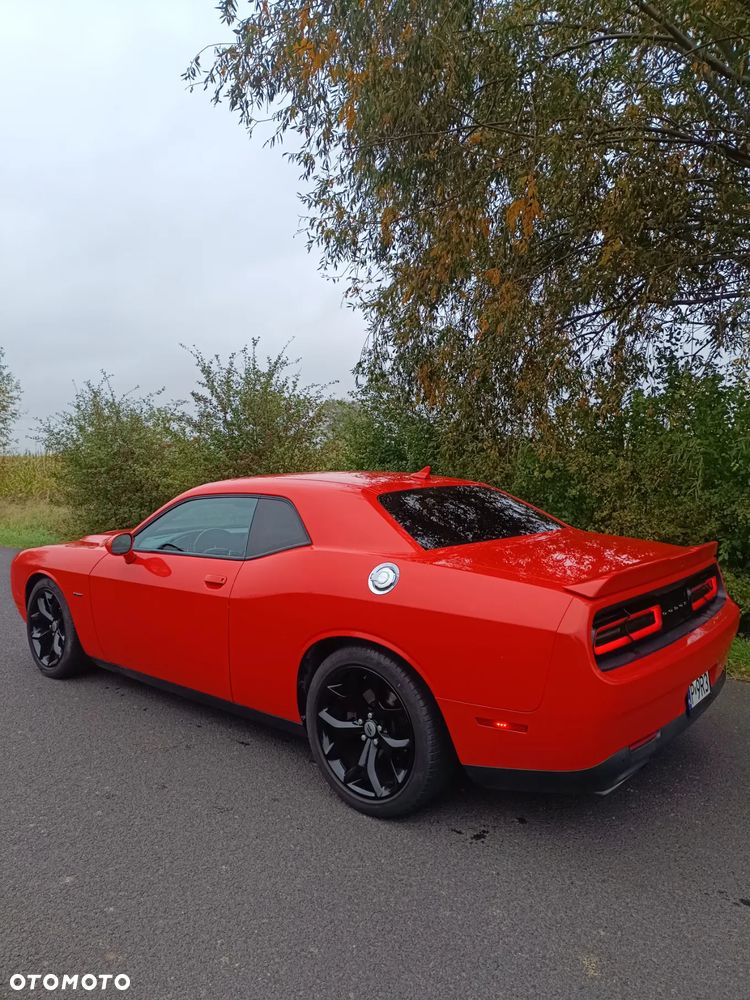 Dodge Challenger 5.7 R/T - 13