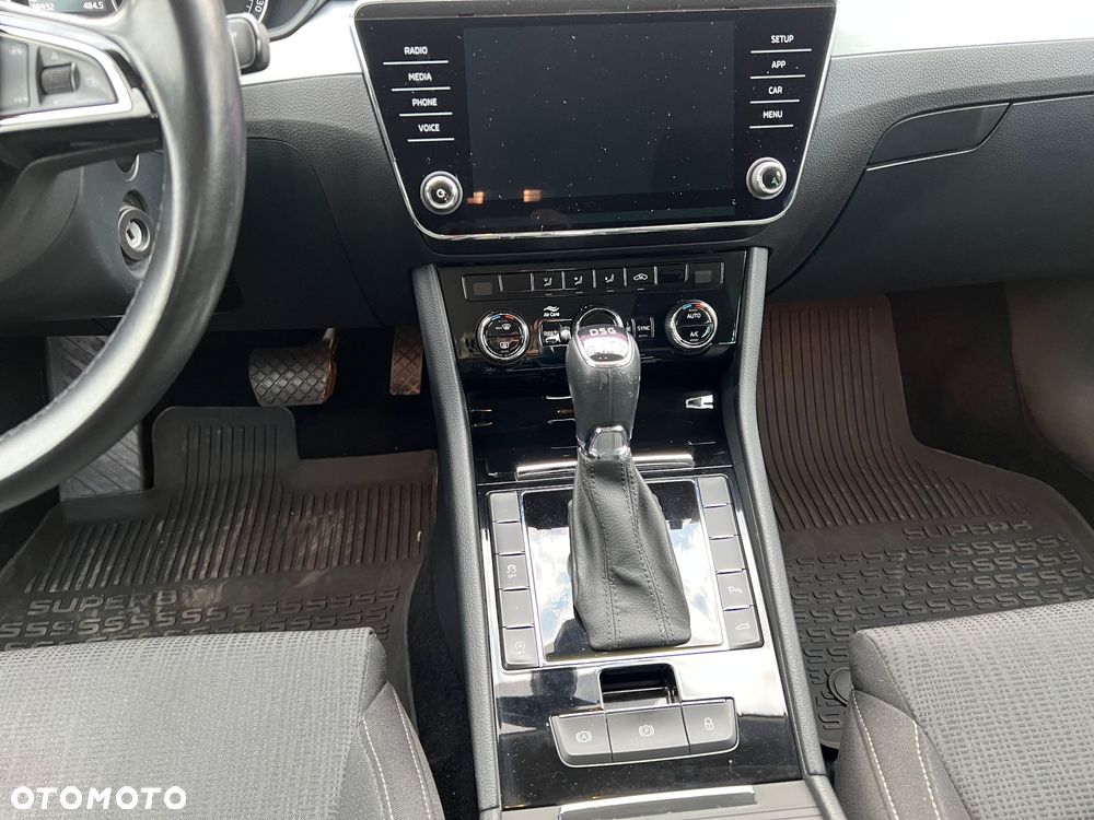 Skoda Superb 2.0 TSI 4x4 Ambition DSG - 21