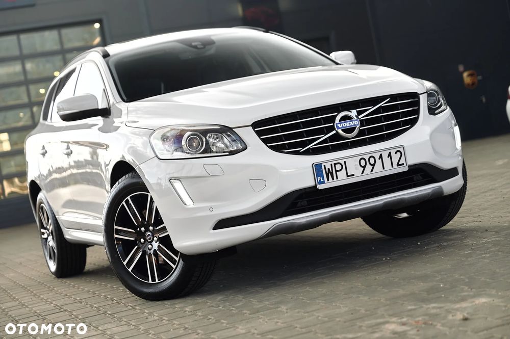 Volvo XC 60 D4 Drive-E Momentum - 4