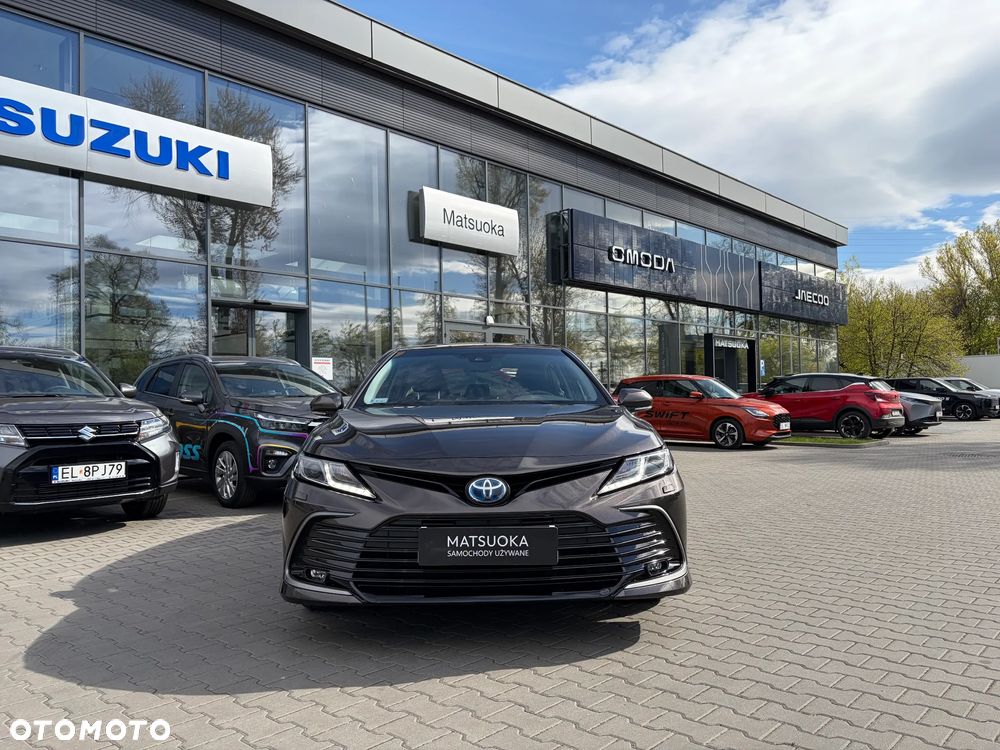 Toyota Camry 2.5 Hybrid Comfort CVT - 2