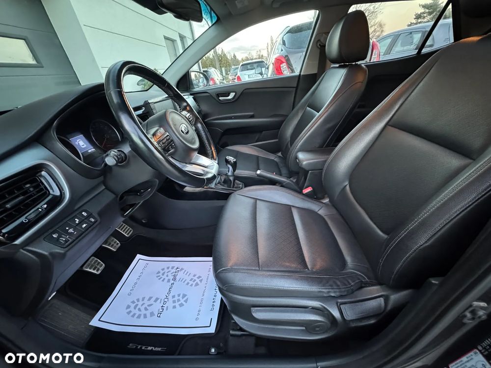 Kia Stonic 1.6 CRDi Platinum Edition - 6