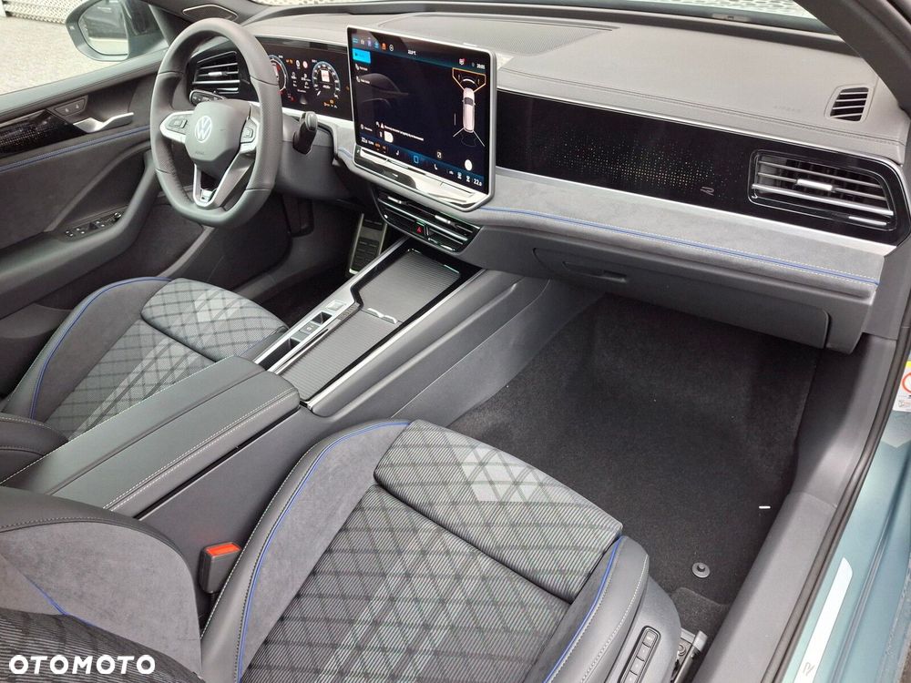 Volkswagen Passat - 17