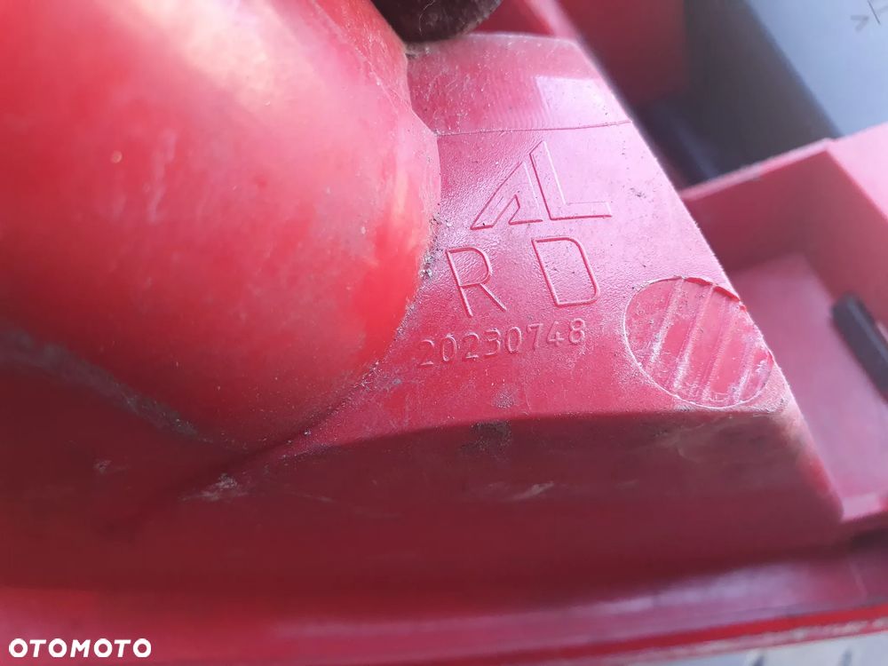 RENAULT CLIO III KOMBI LAMPA PRAWA TYLNA PRAWY TYŁ 8200586844 20230748 ORYGINAŁ - 5