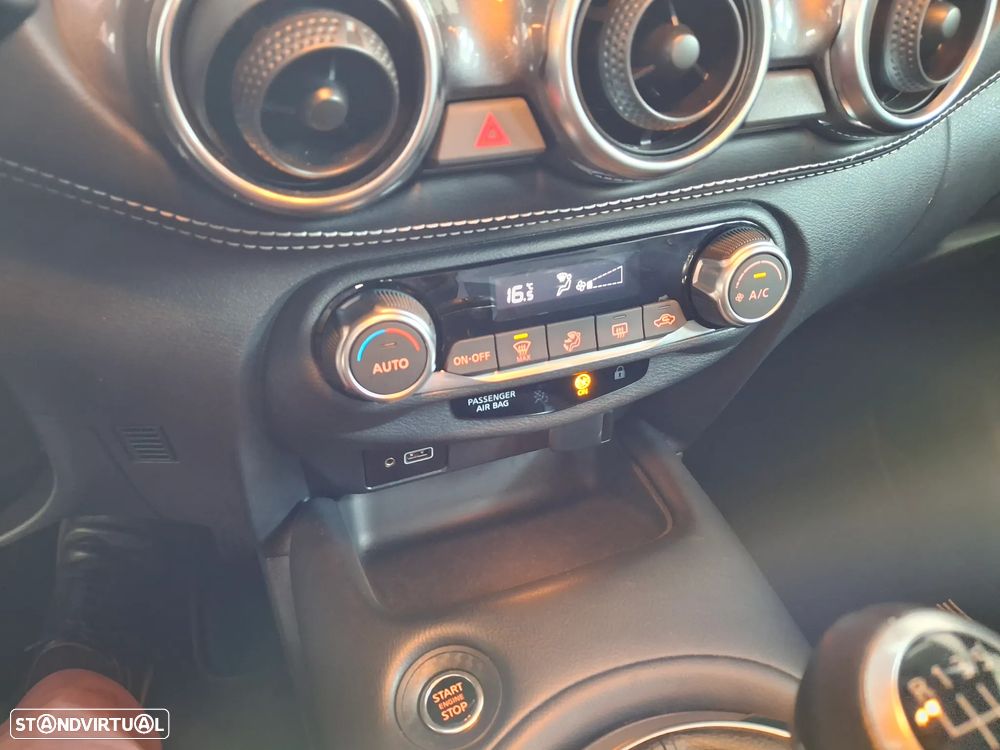 Nissan Juke 1.0 DIG-T N-Connecta NAV. - 23