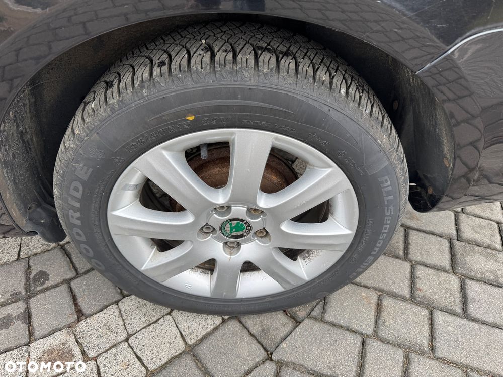 Skoda Fabia 1.4 16V STYLE Edition - 15