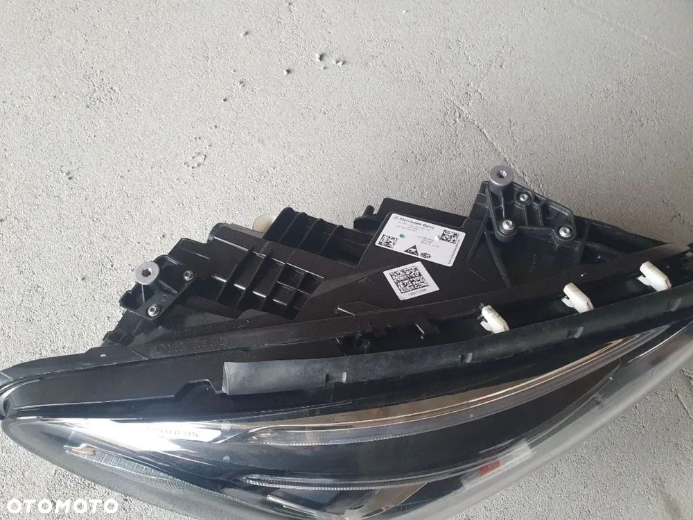 MERCEDES B-klasa W247 LAMPA Performance FULL LED - 3