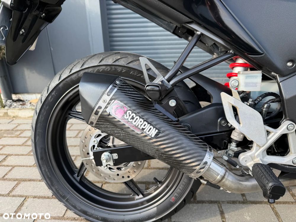 Honda CBR - 17