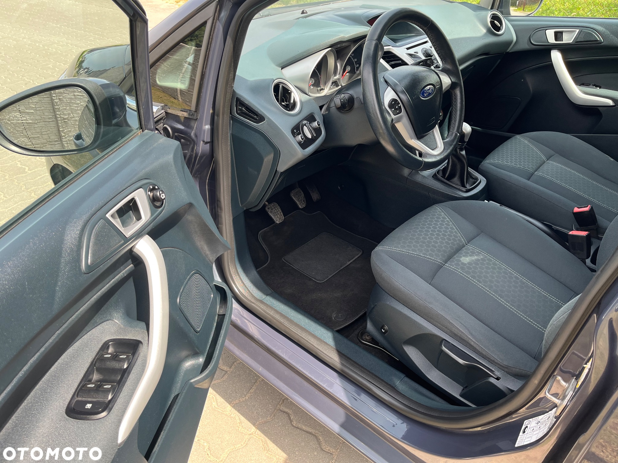 Ford Fiesta 1.4 Titanium X - 16