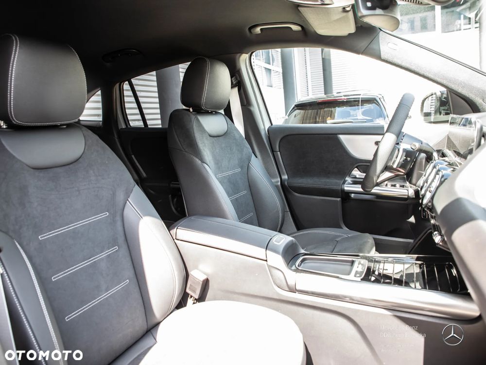 Mercedes-Benz GLA 200 mHEV AMG Line 7G-DCT - 6