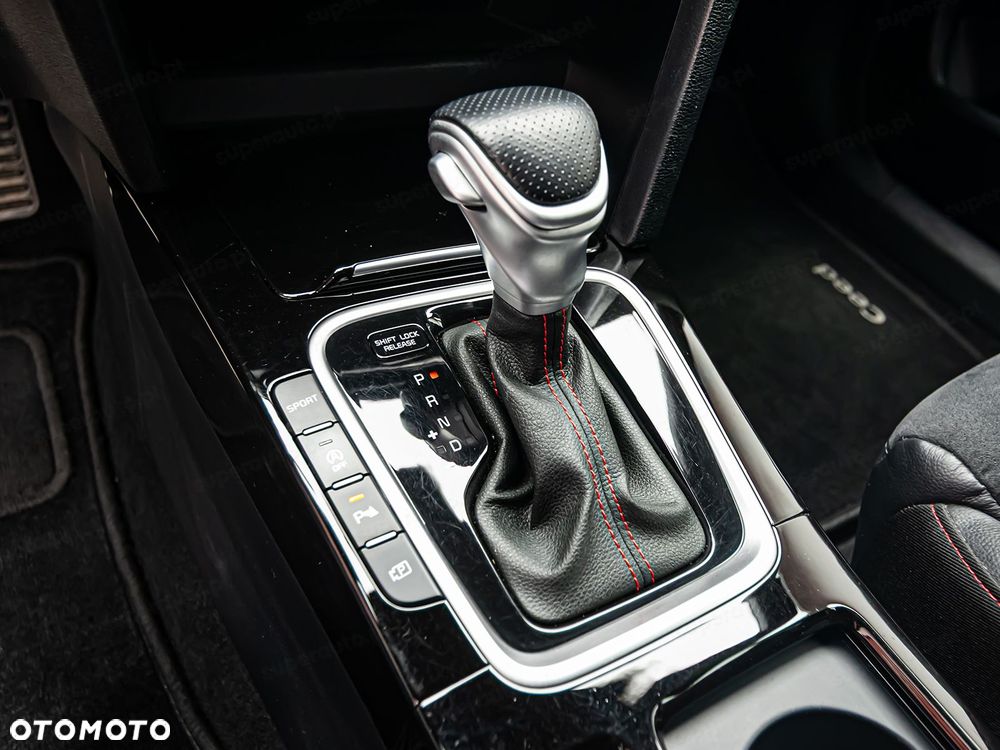 Kia ProCeed 1.6 T-GDI GT DCT - 21