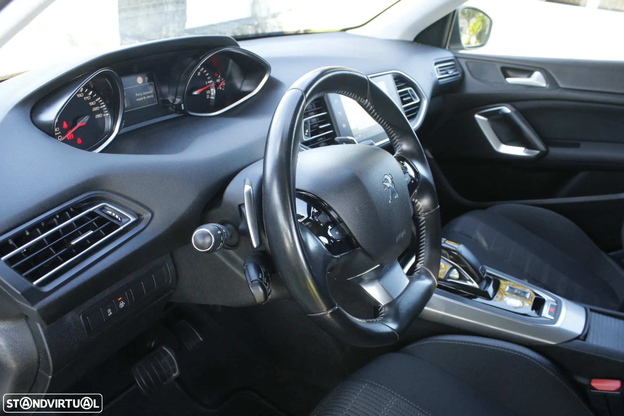 Peugeot 308 1.5 BlueHDi Allure Pack EAT8 - 12