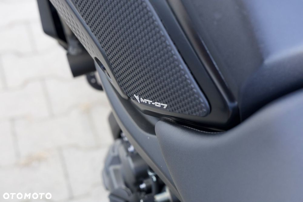 Yamaha MT - 16