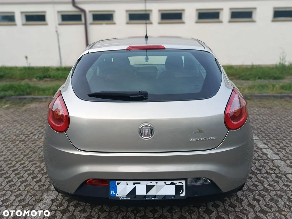 Fiat Bravo 1.4 16V Dynamic - 10