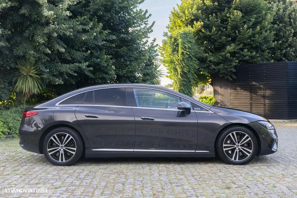 Mercedes-Benz EQE 300 Electric Art - 5