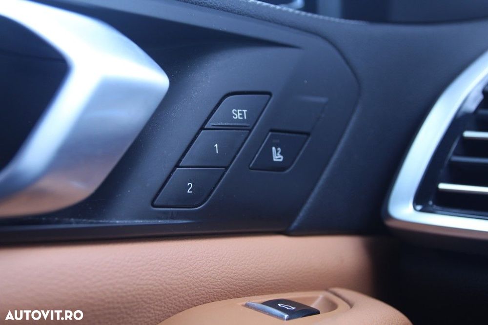 BMW X5 xDrive40i - 38