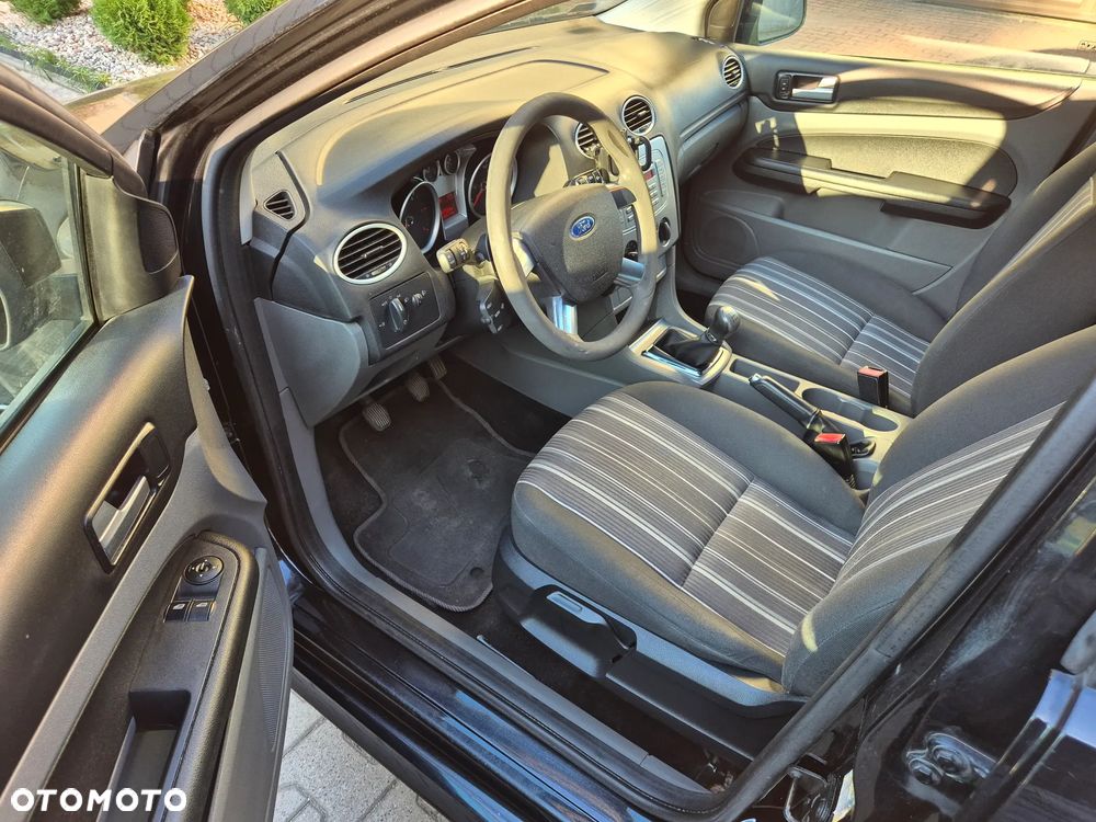 Ford Focus - 16