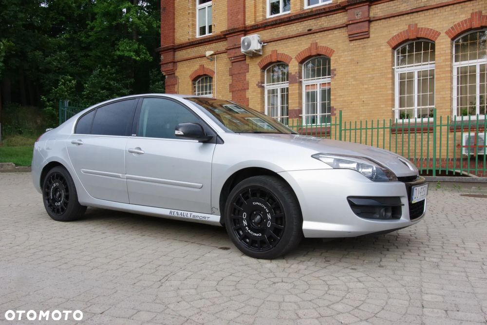 Renault Laguna 2.0 DCi FAP Dynamique - 3
