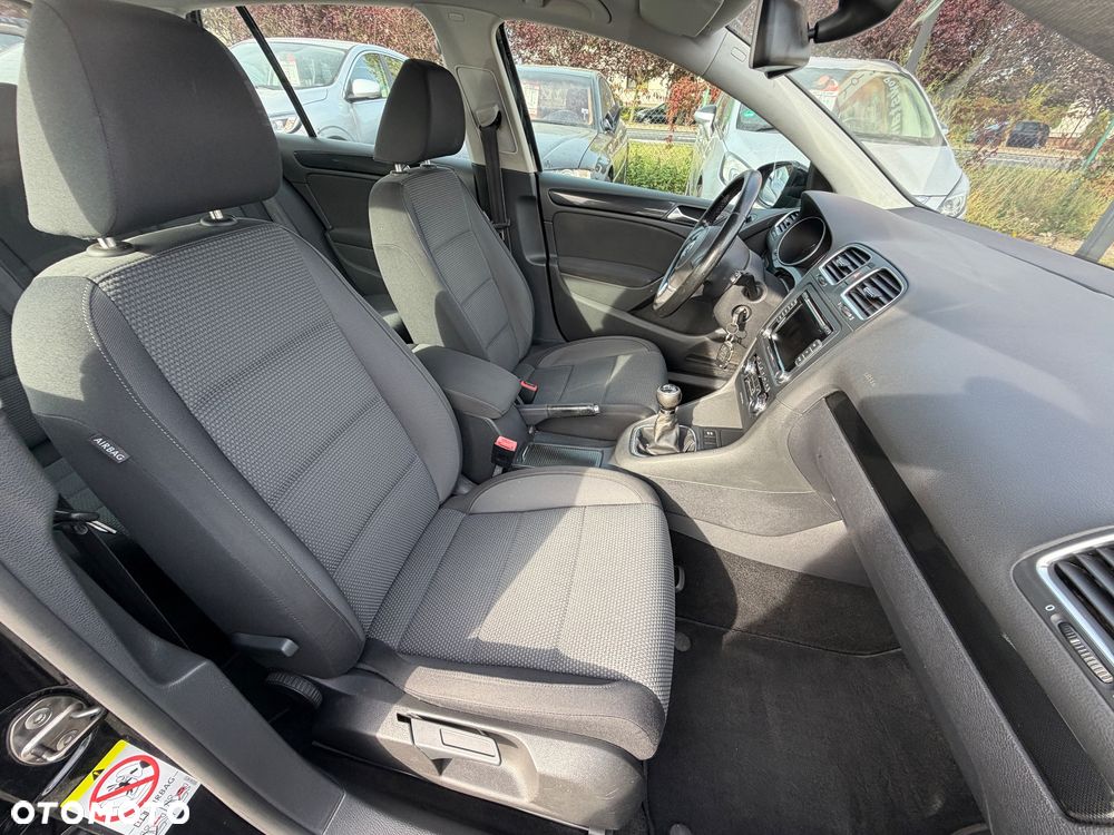 Volkswagen Golf - 19