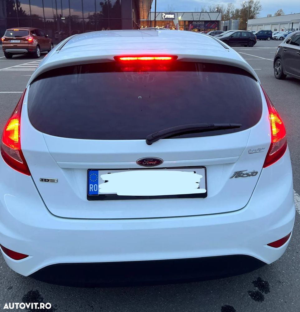 Ford Fiesta - 15