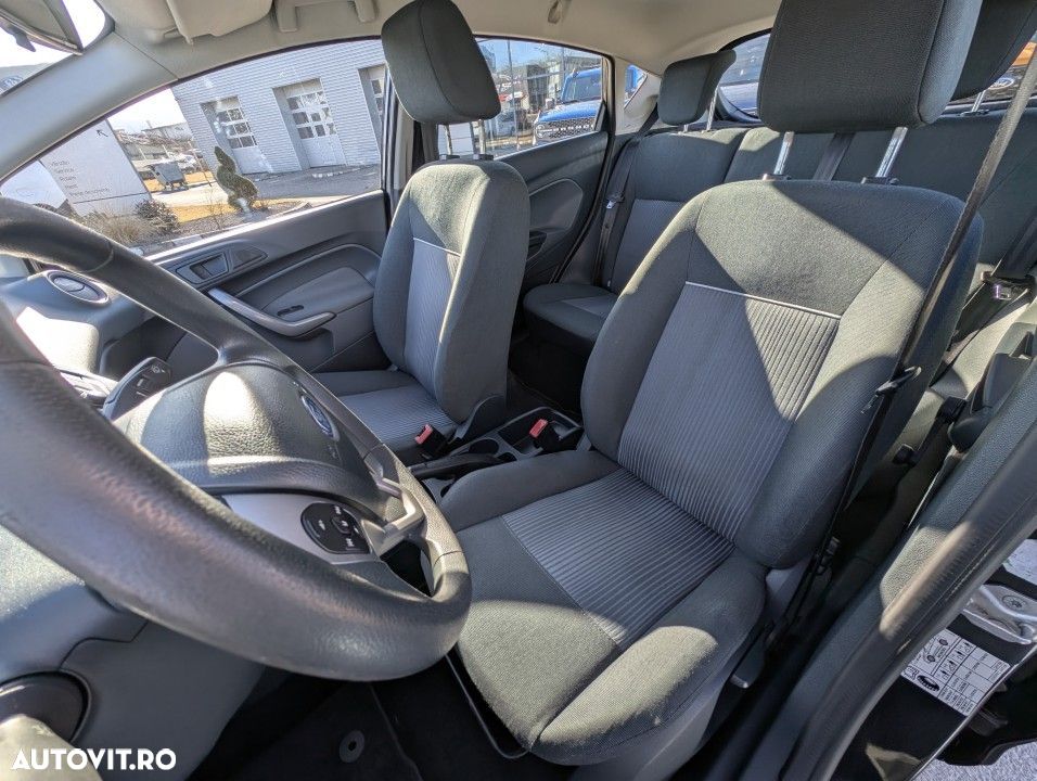 Ford Fiesta - 9