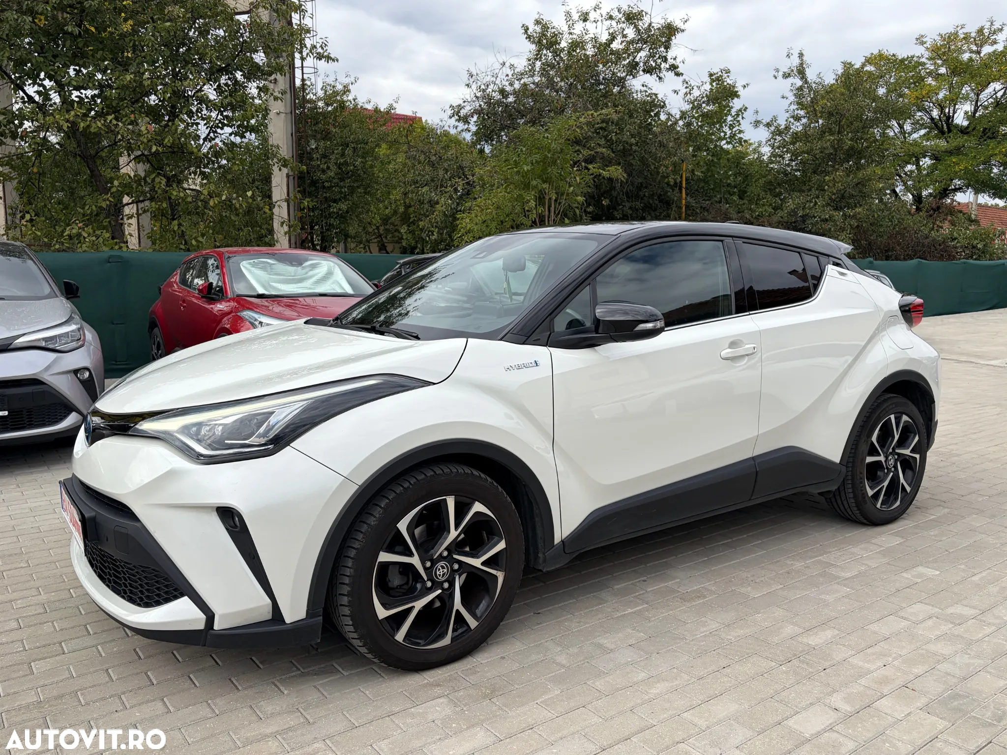 Toyota C-HR Hybrid Lounge - 15