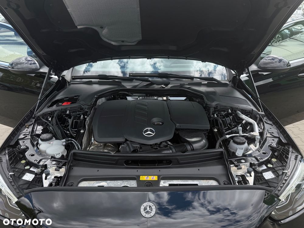 Mercedes-Benz Klasa C 220 d mHEV AMG - 36