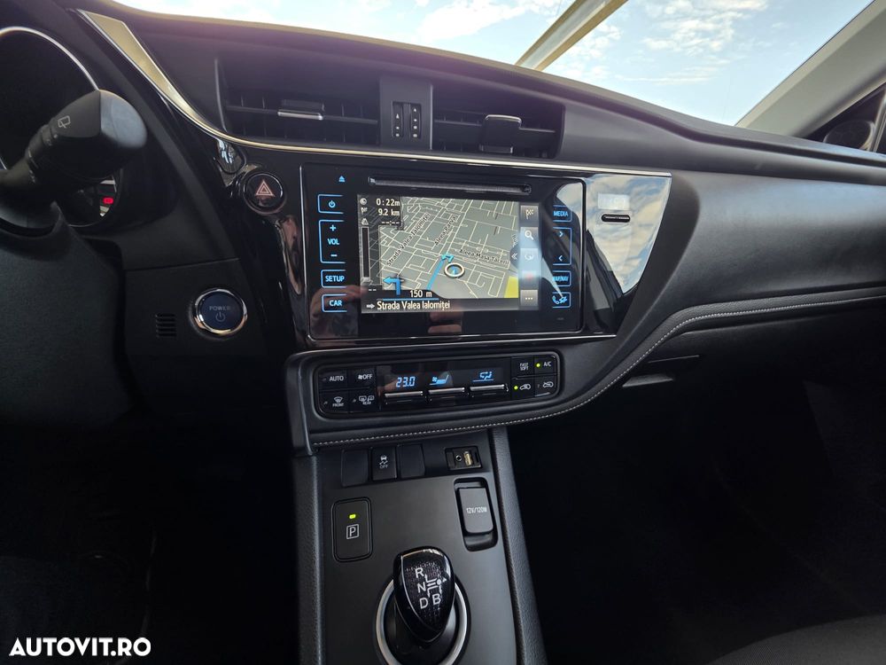 Toyota Auris - 21