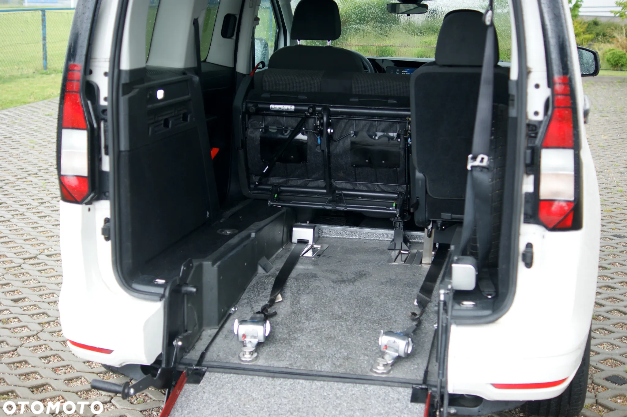Volkswagen Caddy 2.0 TDI - 7