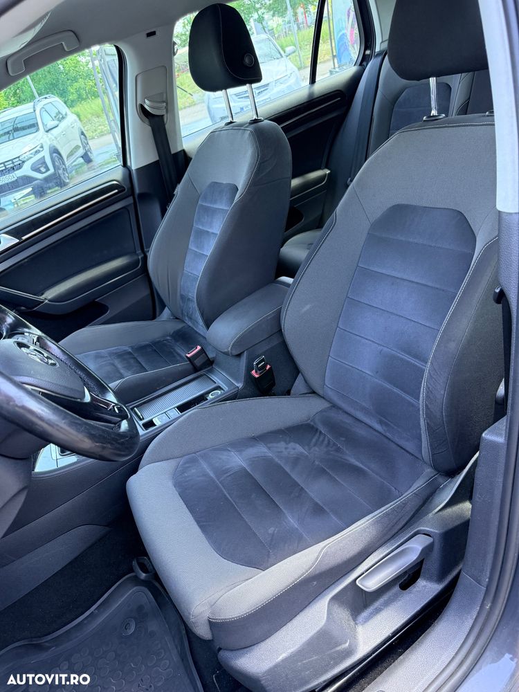Volkswagen Golf 1.6 TDI DPF Trendline - 13